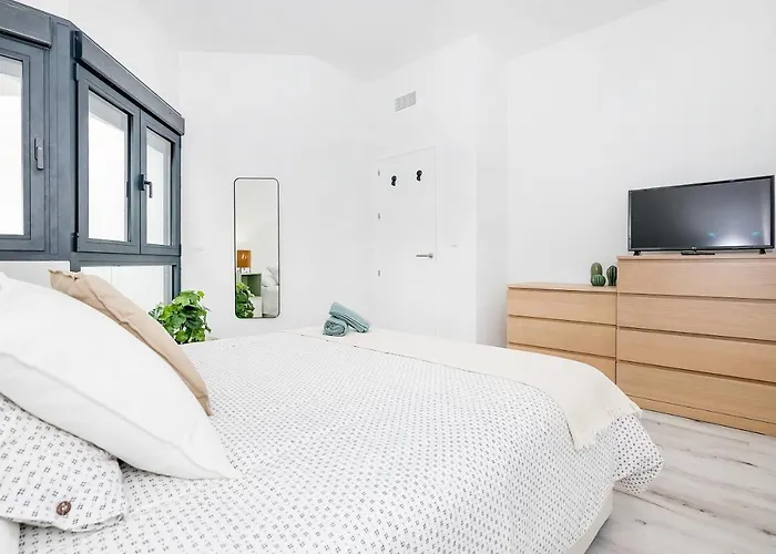 Bhost - La Muralla Apartment